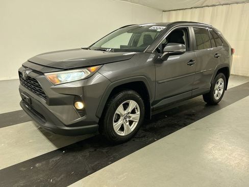 Used 2020 Toyota RAV4 XLE w/ All Weather Liner Package image 5