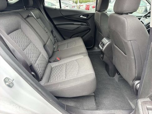 Used 2018 Chevrolet Equinox LT image 26