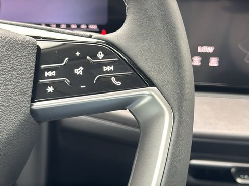 New 2026 Audi Q3 quattro 2.0T AWD/4WD image 25