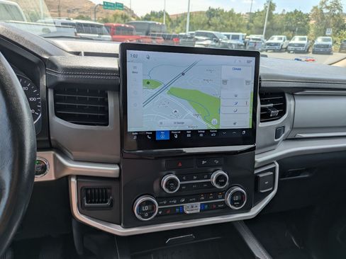 Used 2022 Ford Expedition Max XLT AWD/4WD image 25