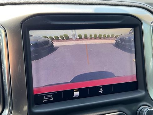 Used 2019 Chevrolet Silverado 1500 LT Trail Boss AWD/4WD image 17