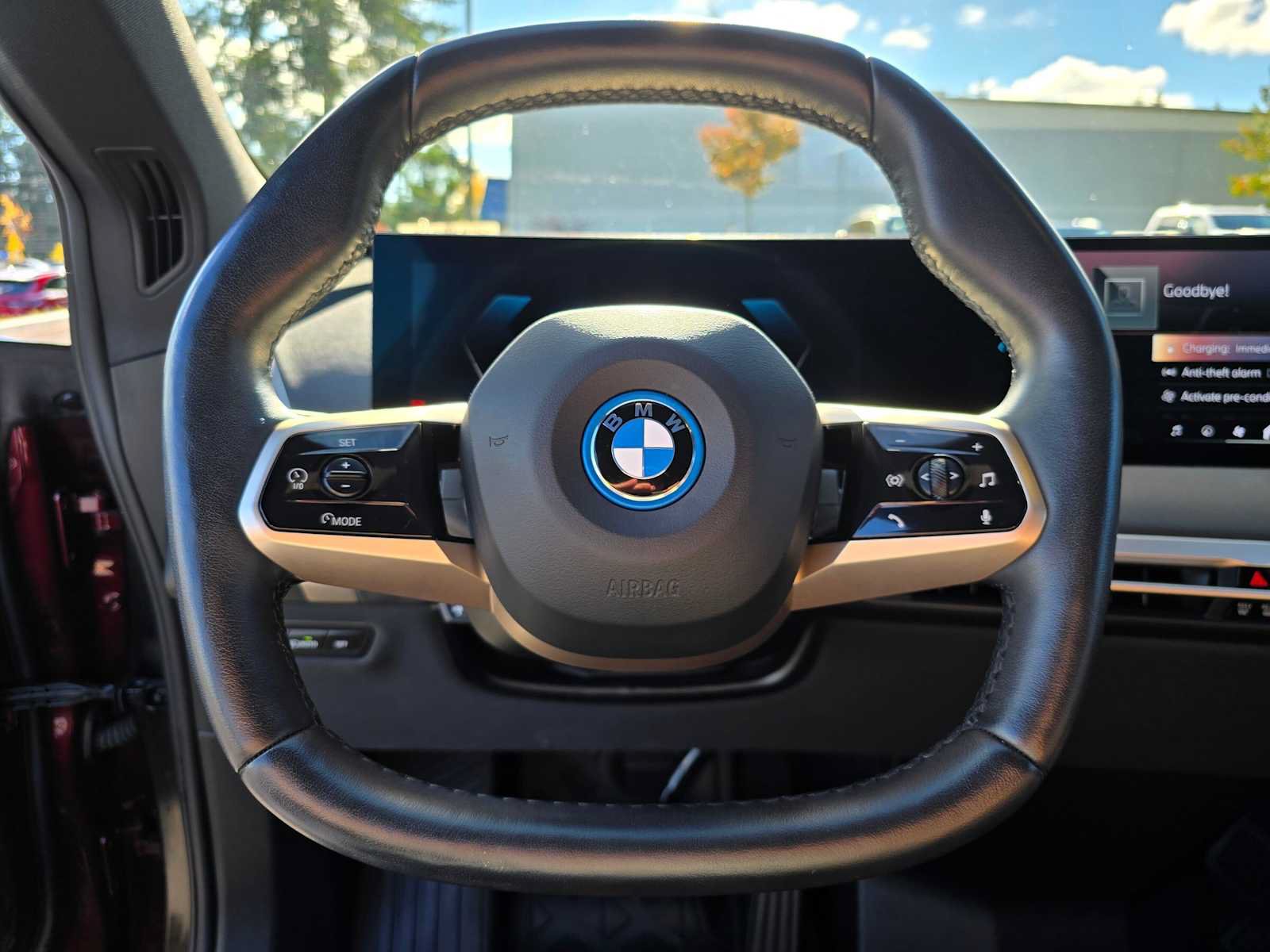 Used 2024 BMW iX xDrive50 w/ Premium Package AWD/4WD image 23