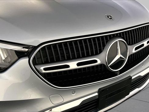 Certified 2026 Mercedes-Benz GLC 300 4MATIC image 32