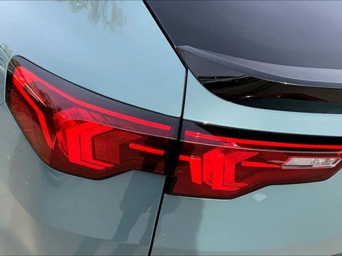 New 2026 BMW X2 xDrive28i w/ Technology Package image 14