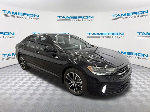 Used 2024 Volkswagen Jetta Sport FWD image 7