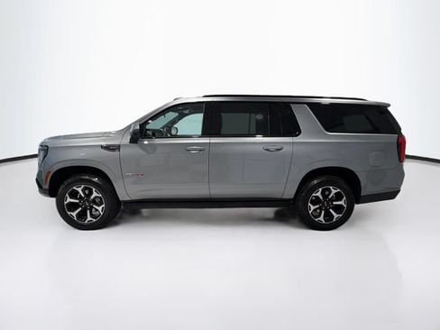 Certified 2025 GMC Yukon XL AT4 w/ AT4 Premium Package AWD/4WD image 4