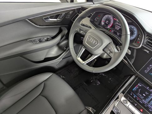 New 2026 Audi Q7 3.0T Premium Plus AWD/4WD image 9