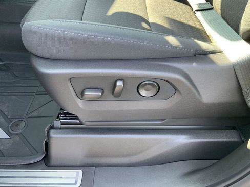 New 2026 Chevrolet Silverado 1500 LT image 26