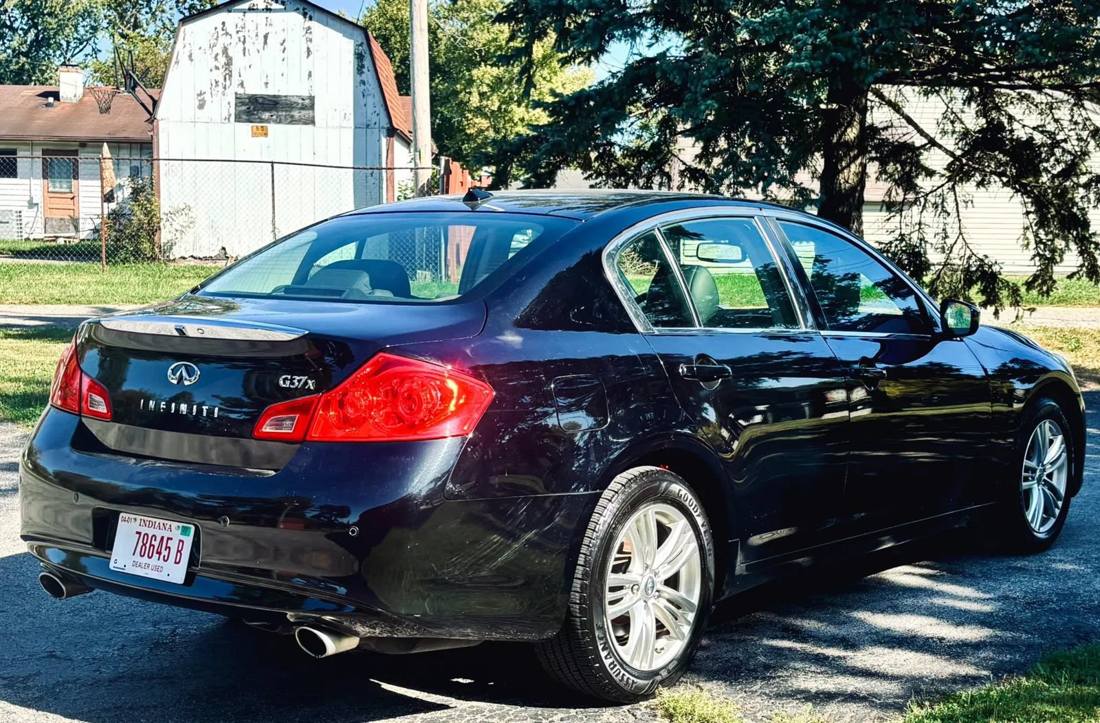 Used 2013 INFINITI G37 x Sedan w/ Premium Pkg AWD/4WD image 10