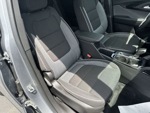 Used 2023 Chevrolet TrailBlazer LT w/ Convenience Package AWD/4WD image 26