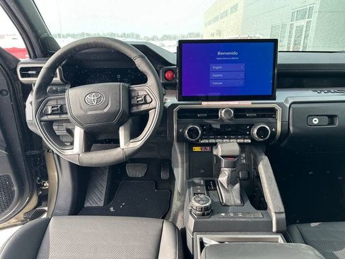 New 2026 Toyota Tacoma TRD Off-Road AWD/4WD image 20