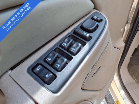 Used 2006 Chevrolet Silverado 1500 LT w/ Onstar Plus Package AWD/4WD image 16