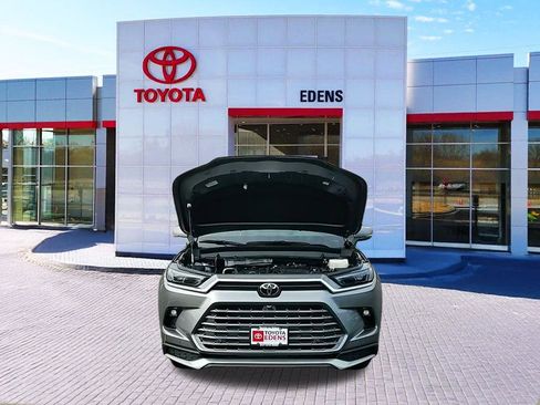 Used 2025 Toyota Grand Highlander MAX Platinum image 14