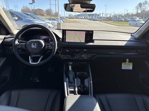 Certified 2024 Honda Accord Touring image 29