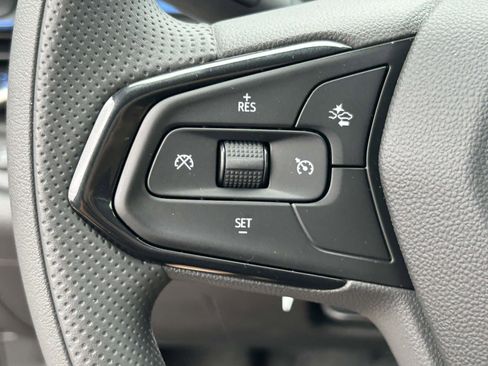 New 2026 Chevrolet Trax LS FWD image 20