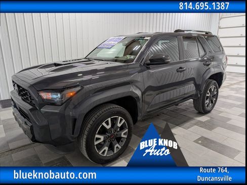 Used 2025 Toyota 4Runner TRD Sport image 1