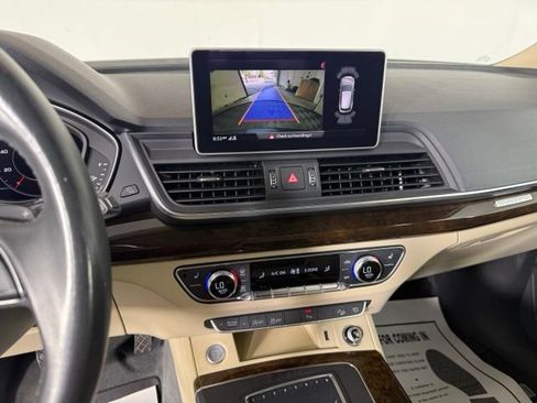 Used 2019 Audi Q5 2.0T Premium Plus w/ Premium Plus Package AWD/4WD image 26