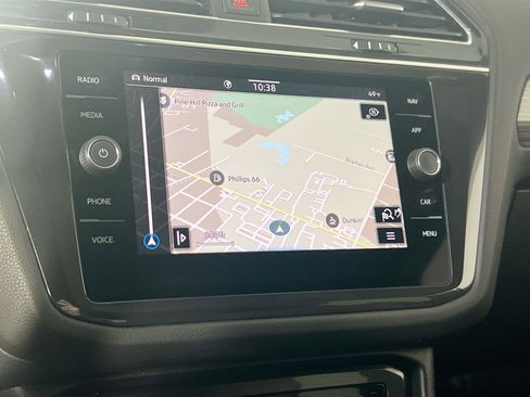 Used 2023 Volkswagen Tiguan SEL R-Line image 13