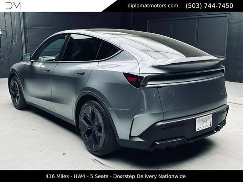 Used 2026 Tesla Model Y Performance AWD/4WD image 4
