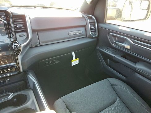 New 2026 RAM 1500 4x4 Crew Cab image 12