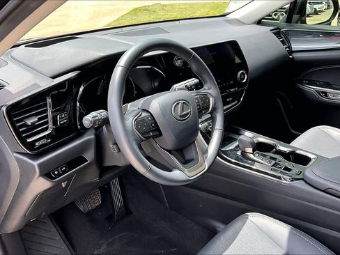 Used 2023 Lexus NX 250 FWD image 18