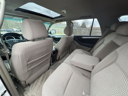 Used 2009 Toyota 4Runner 4WD image 13