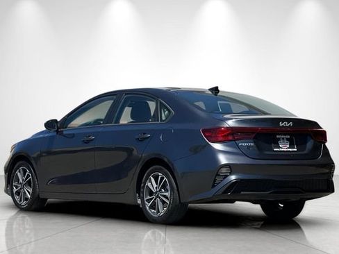 Used 2023 Kia Forte LXS FWD image 6