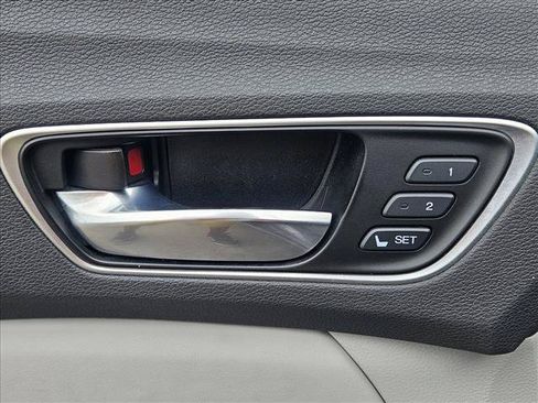 Used 2020 Acura TLX FWD image 14