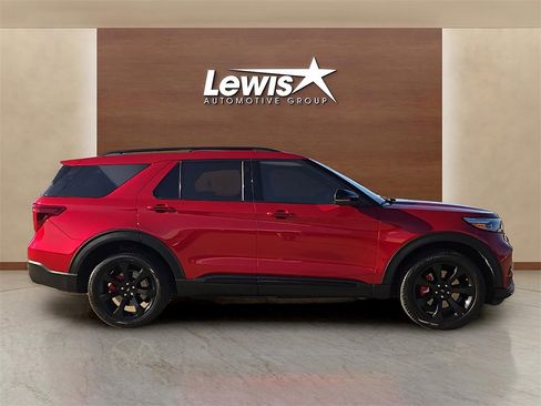 Used 2023 Ford Explorer ST w/ Equipment Group 401A image 5
