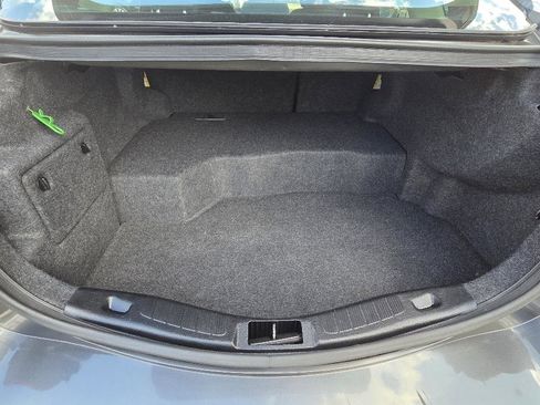 Used 2019 Ford Fusion SE FWD image 19