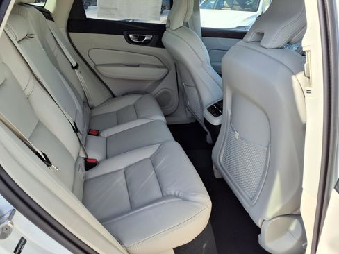 New 2026 Volvo XC60 B5 Ultra w/ Protection Package Premier image 10