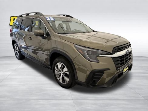 Used 2025 Subaru Ascent Premium AWD/4WD image 8