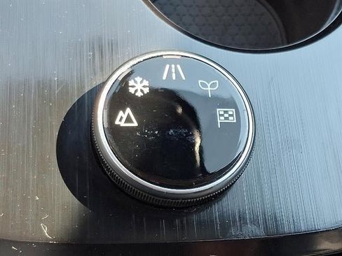 Used 2023 Nissan Rogue SV w/ SV Premium B Package image 64