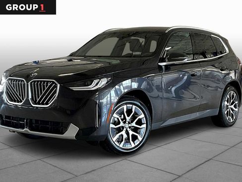 Used 2025 BMW X3 xDrive30i w/ Convenience Package image 1