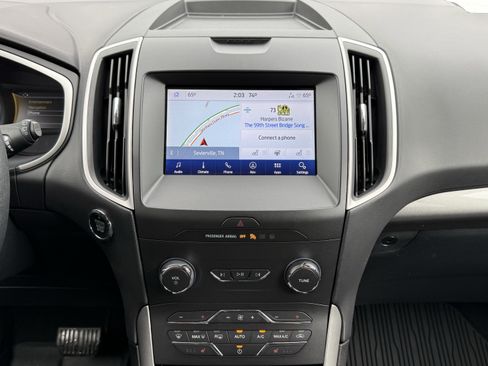 Used 2020 Ford Edge SEL w/ Convenience Package image 27