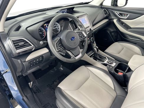 Used 2023 Subaru Forester Limited AWD/4WD image 9