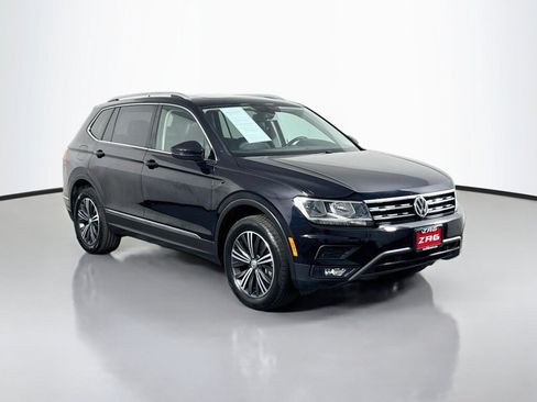 Used 2019 Volkswagen Tiguan SEL w/ 3rd Row Seat Package AWD/4WD image 7