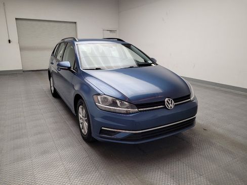 Used 2018 Volkswagen Golf S image 14