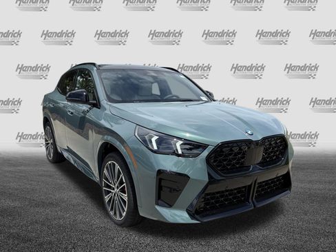 New 2026 BMW X2 xDrive28i w/ Technology Package AWD/4WD image 2