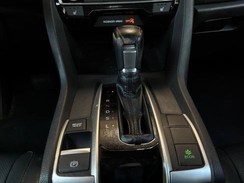 Used 2017 Honda Civic Touring image 28