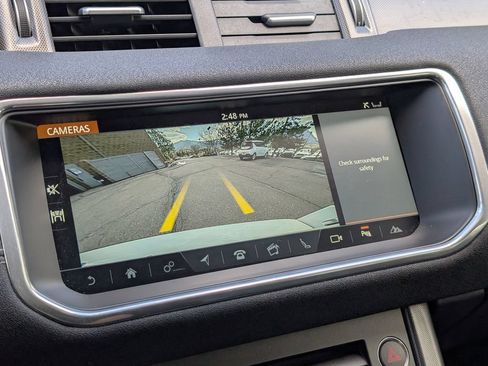 Used 2018 Land Rover Range Rover Evoque SE AWD/4WD image 17