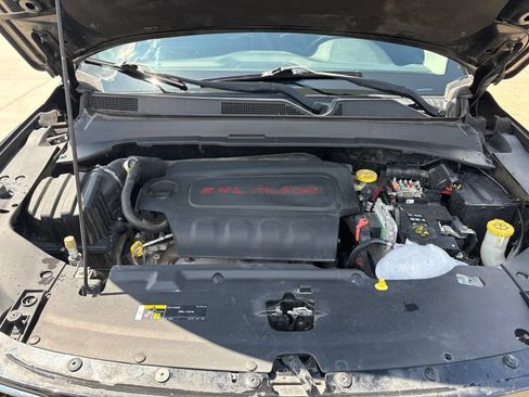 Used 2017 Jeep Compass Limited AWD/4WD image 10