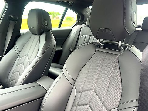 New 2026 BMW 530i w/ Premium Package RWD image 11