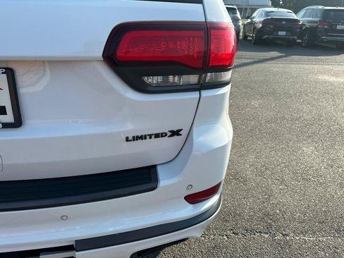 Used 2020 Jeep Grand Cherokee Limited X AWD/4WD image 24