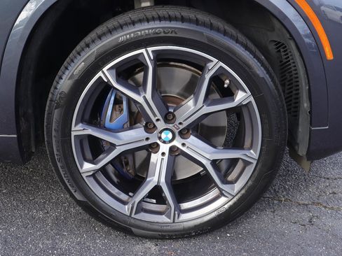 Used 2022 BMW X5 M50i w/ Executive Package image 44