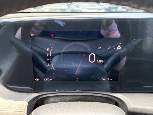 Used 2024 Buick Encore GX Sport Touring FWD image 18