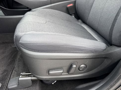 Used 2023 Hyundai Santa Fe SEL FWD image 17