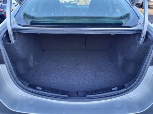 Used 2017 Ford Fusion SE w/ Equipment Group 201A image 24