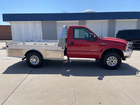 Used 2002 Ford F350 4x4 Regular Cab Super Duty image 6