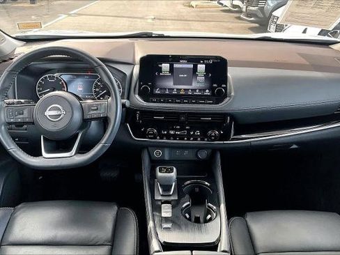 Certified 2023 Nissan Rogue SL w/ SL Premium Package image 15